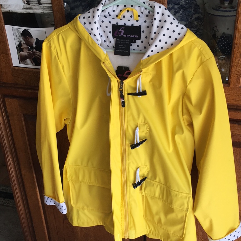 iO5 apparel rain coat